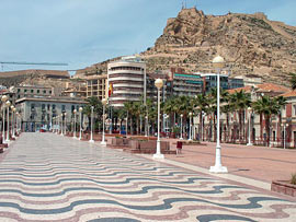 Promenade Explanada de España in Alicante
