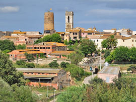 Dorf Cruilles in Katalonien