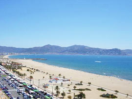 Strand von Empuriabrava an der Mittelmeerküste